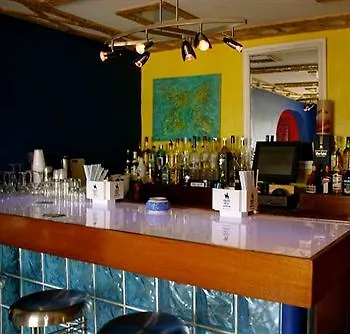 The Beach Guesthouse Pinones Guest house