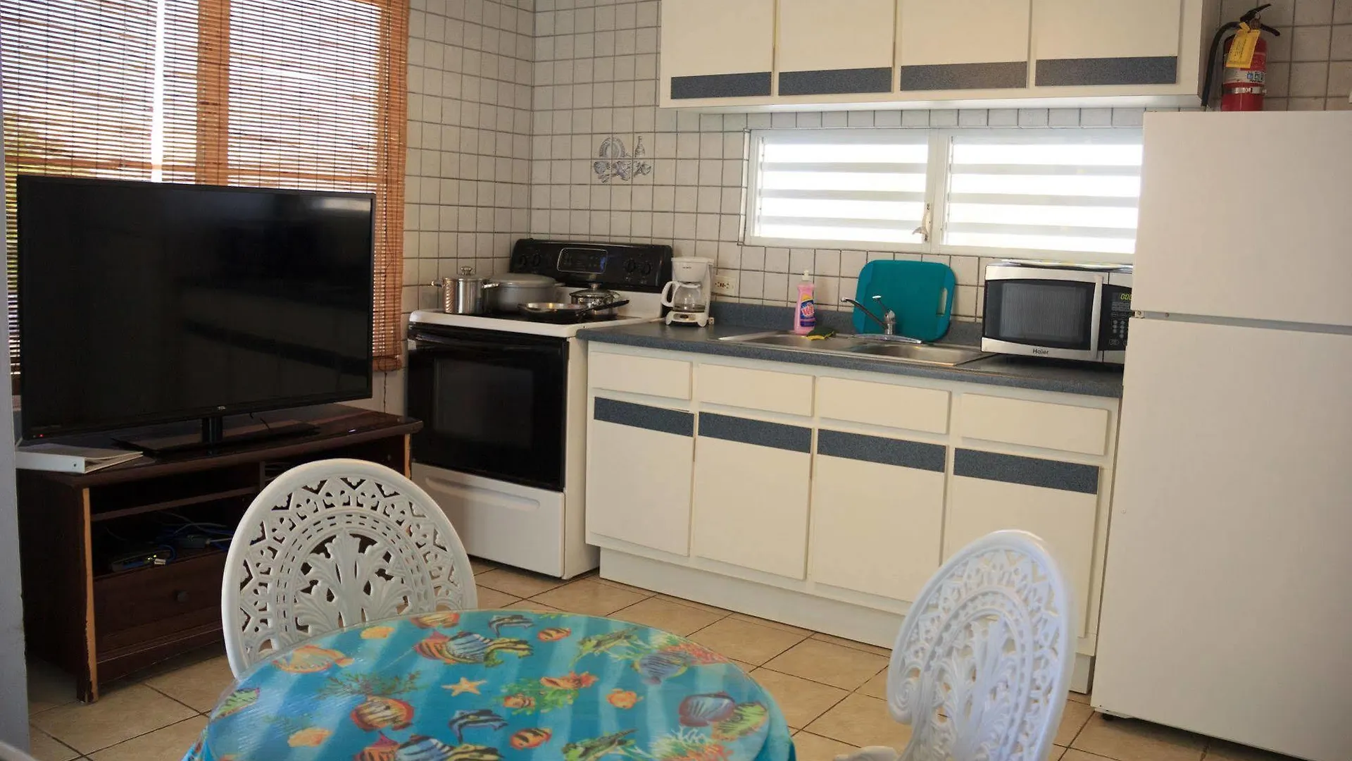 The Beach Guesthouse Pinones Puerto Rico